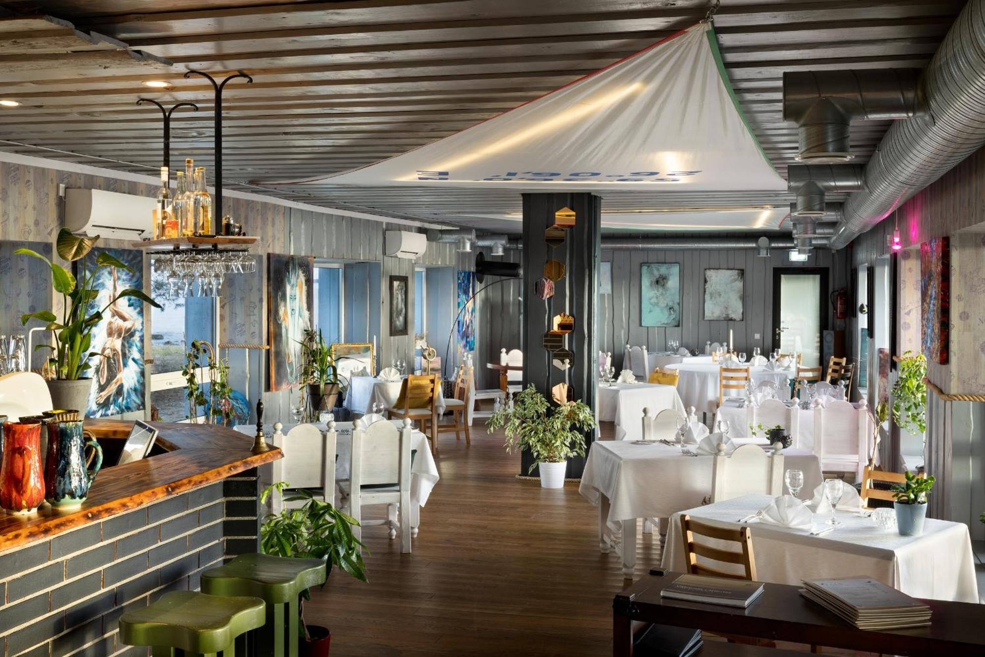 Vergi Sadam & Restoran Wirkes' Eksteriør bilde