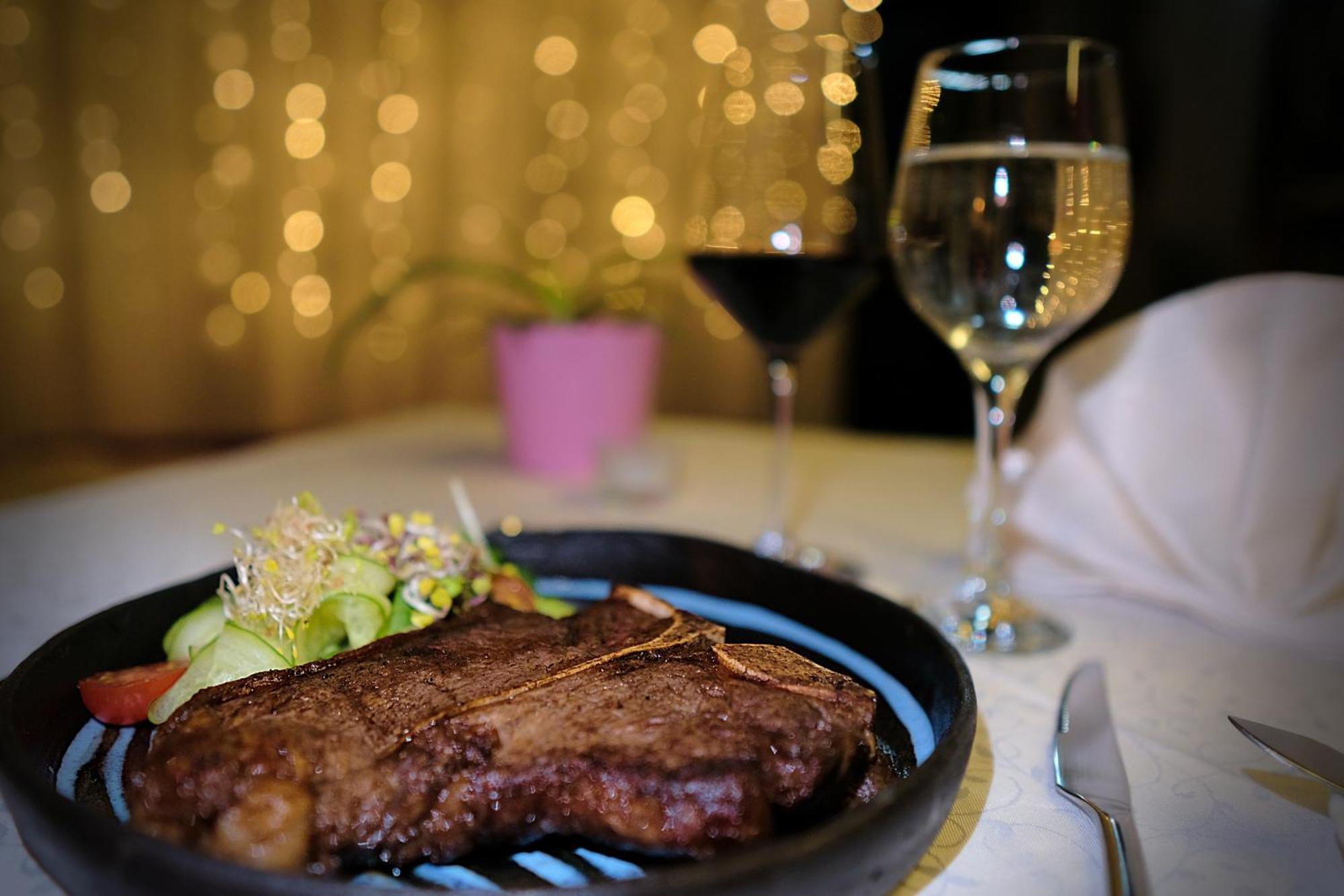 Vergi Sadam & Restoran Wirkes' Eksteriør bilde